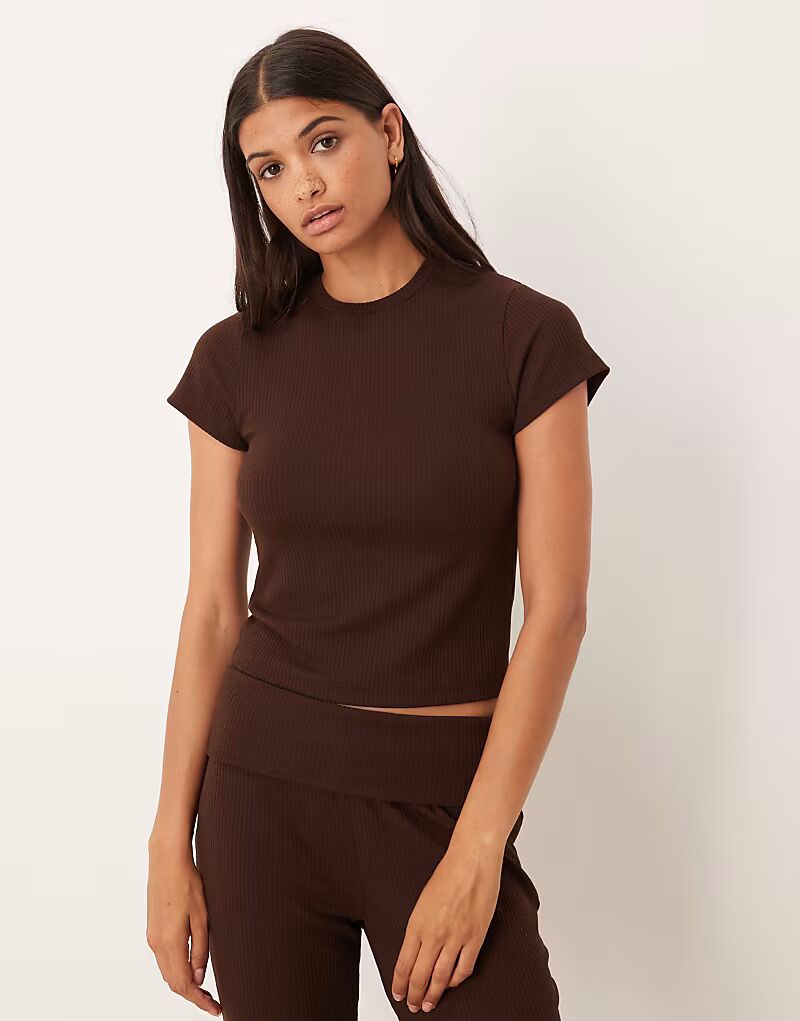 

Футболка Lounge Mix & Match в рубчик шоколадно-коричневого цвета Asos Design