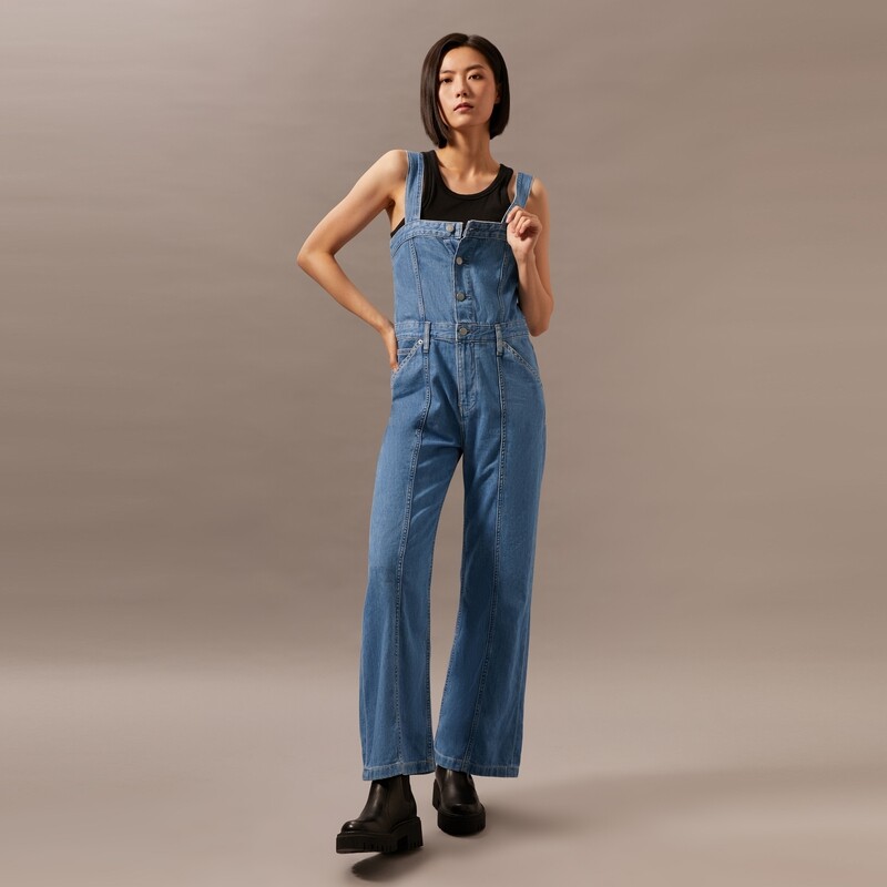

Комбинезон джинсовый Calvin Klein Jeans женский, светло-синий