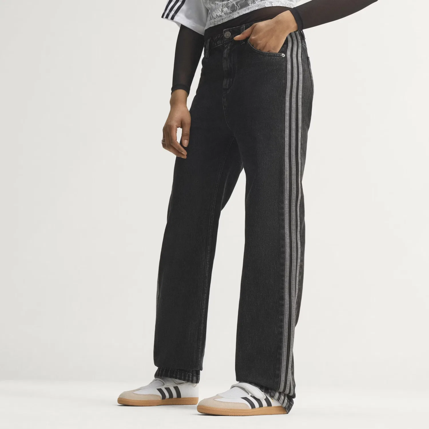 Джинсы Adidas Originals Regular Jeans Firebird из черного денима — фото 2