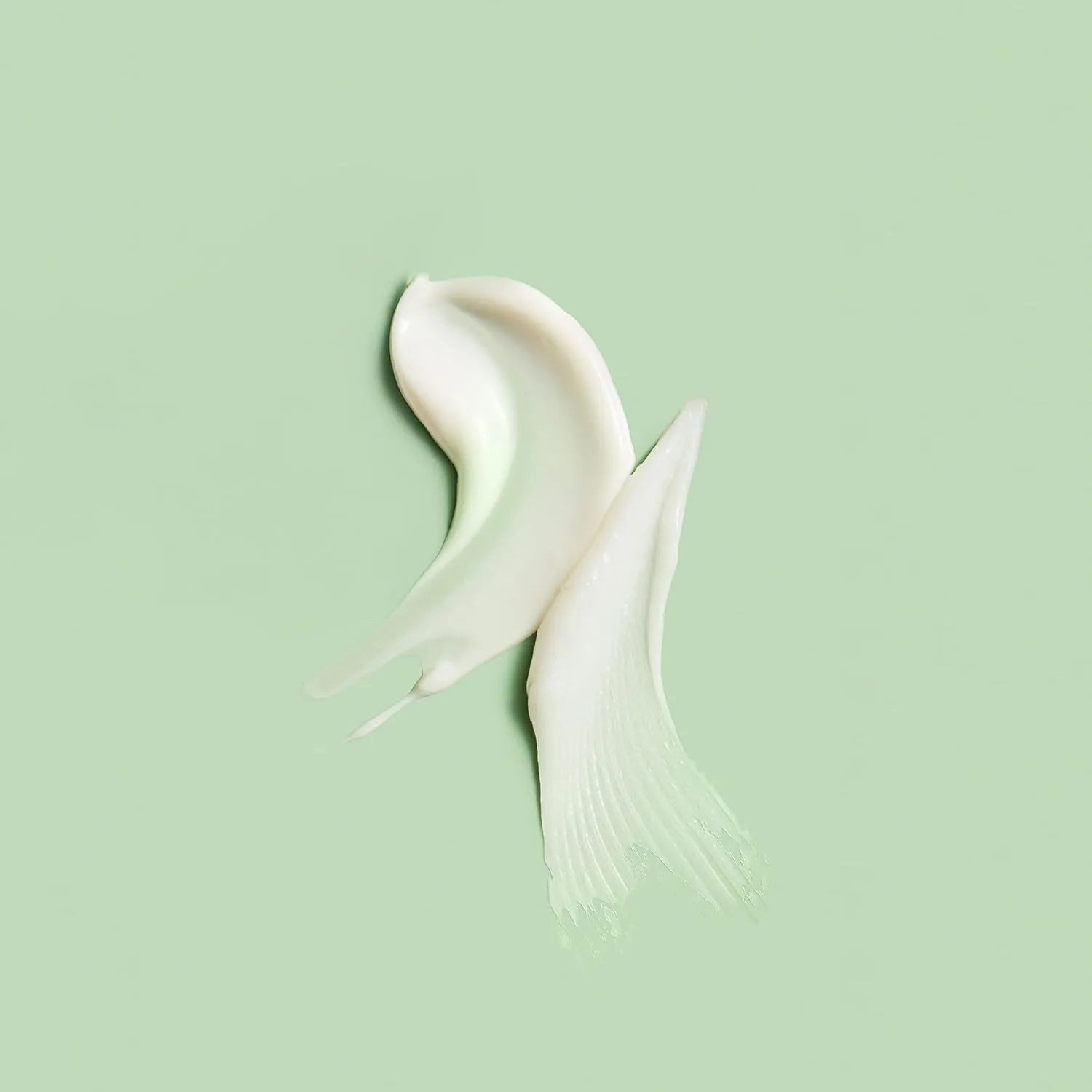 Tata Harper Superkind Fortifying Moisturizer, легкий увлажняющий крем для чувствительной кожи, укрепляет кожный барьер, успокаивает покраснения, гипоаллергенный, без отдушек, натуральный, протестирован дерматологами, 50 мл — фото 2