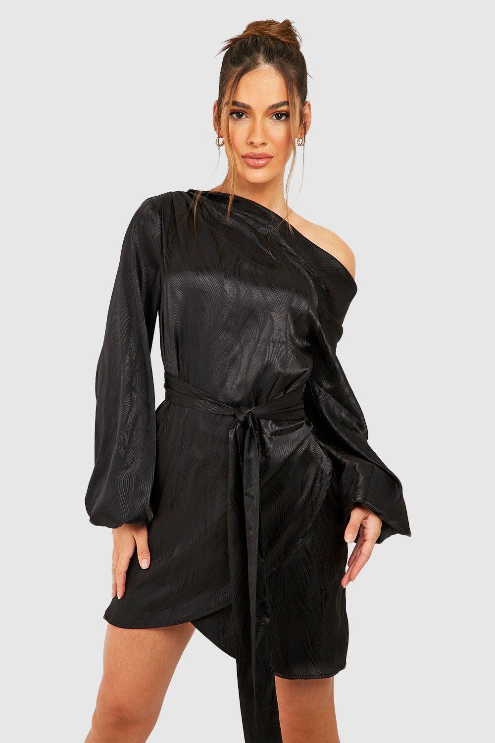 

Мини-платье из жаккардового атласа с запахом boohoo, черный