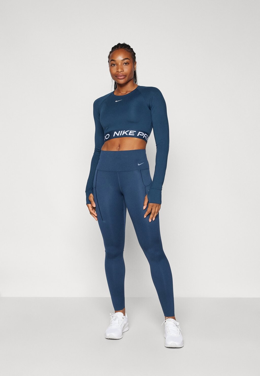 

Тайтсы GO Nike, синий