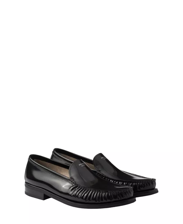 Мужские лоферы из матовой кожи Prada, черный