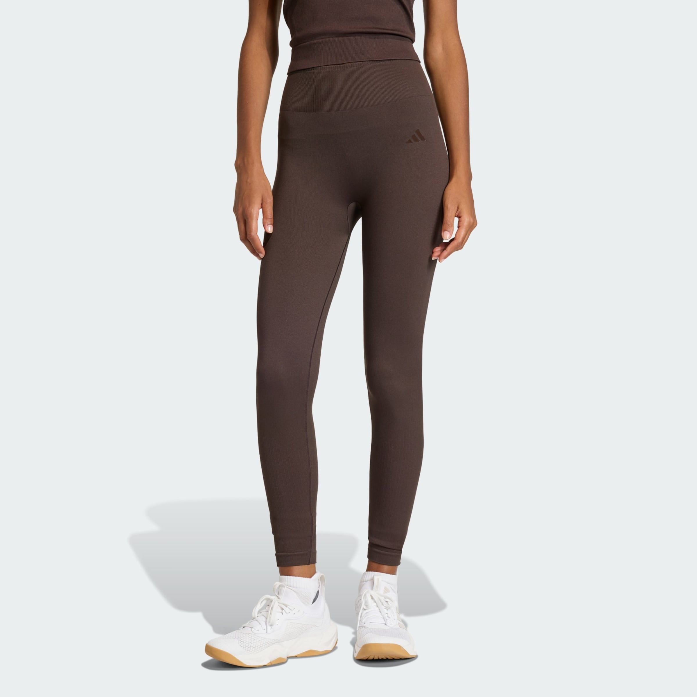 Adidas Performance Узкие спортивные штаны 'Essentials' в цвете Chocolate — фото 2