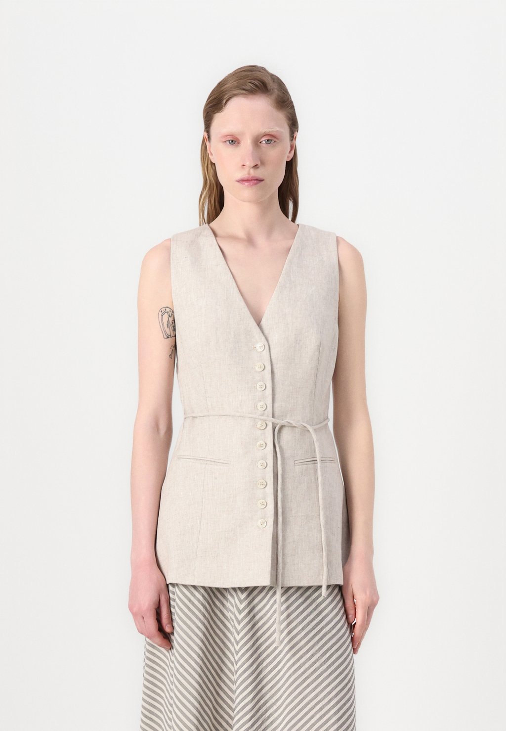 

Жилет CIELO VEST Malina, песочный