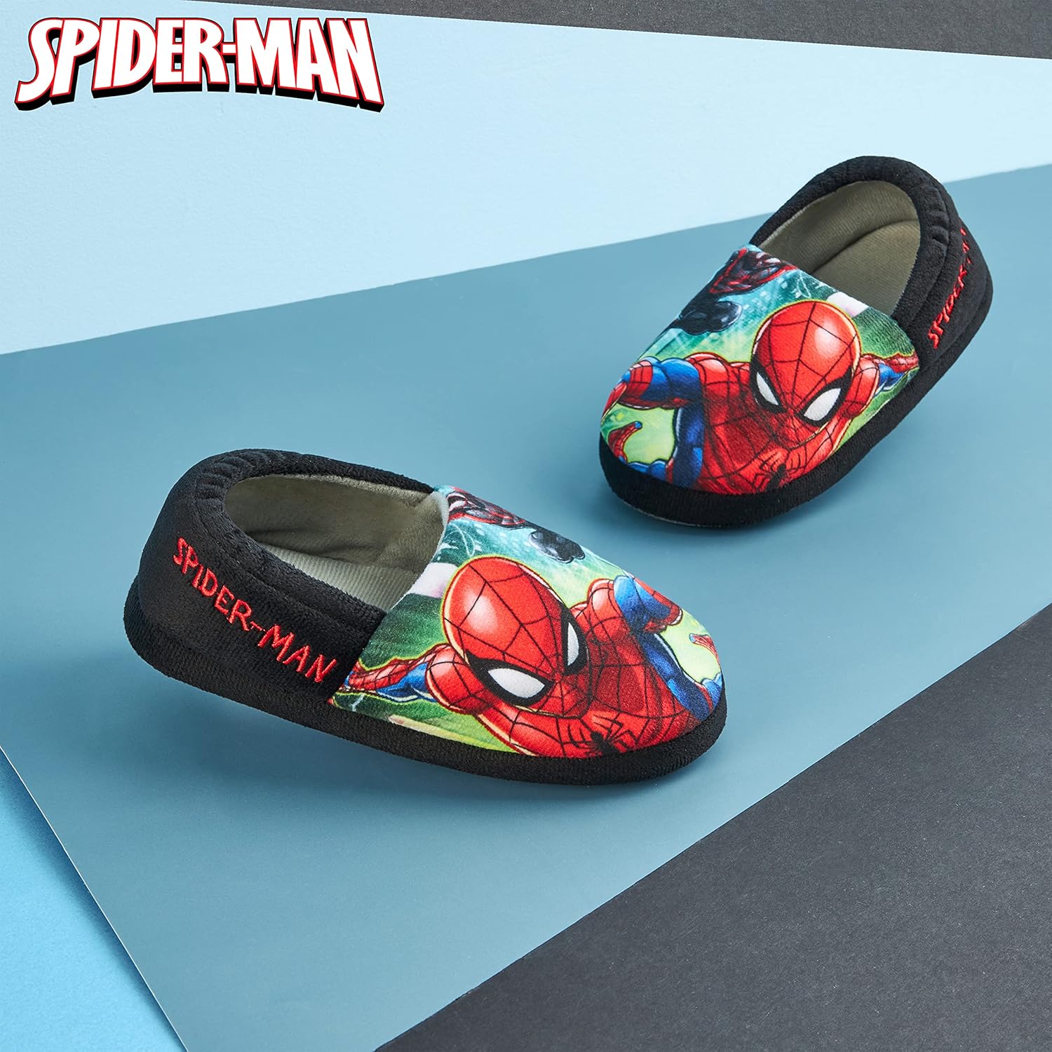Тапочки для мальчиков Marvel Spiderman Avengers, домашние тапочки для детей с подошвой, предотвращающей скольжение, теплые домашние тапочки, рождественские подарки, подарки супергероям для мальчиков, черный/красный — фото 2