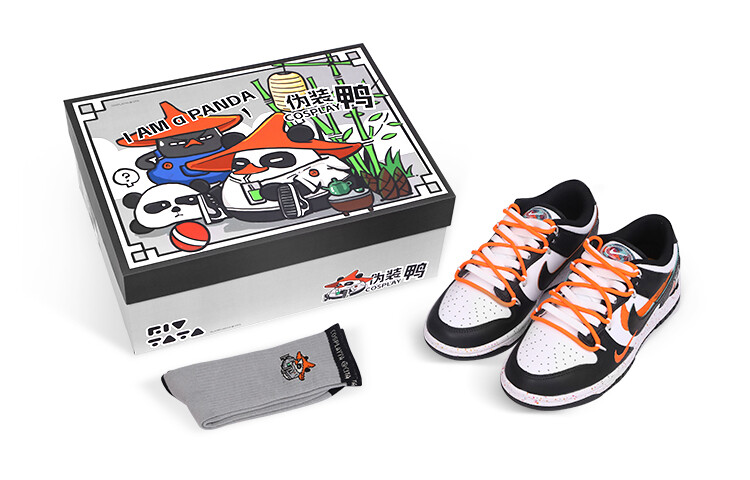 

Кроссовки Nike Dunk Skateboard Shoes Women's Low-Top Black And White/Orange