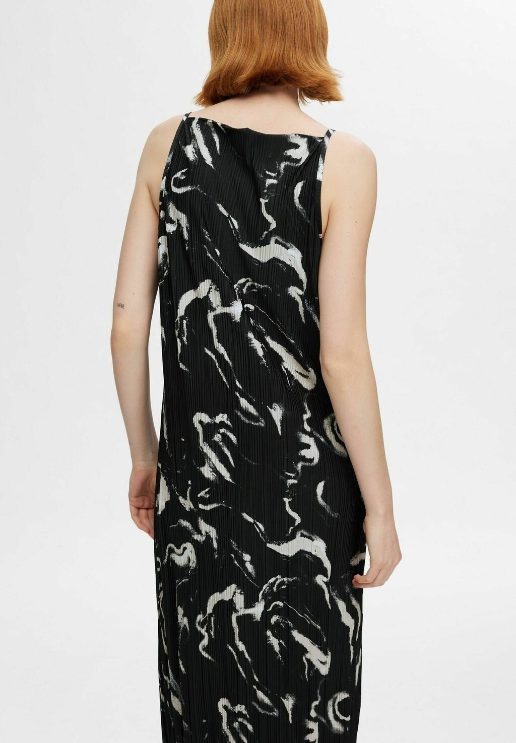 

Платье макси Selected Femme, черный