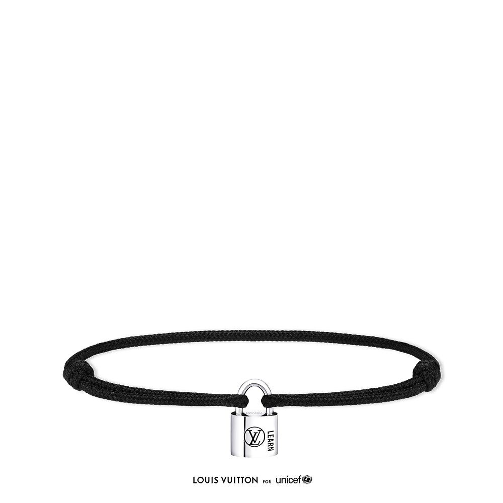 

Louis Vuitton Серебряный браслет Lockit, стерлинговое серебро, черный лак, черный шнур из полиэстера