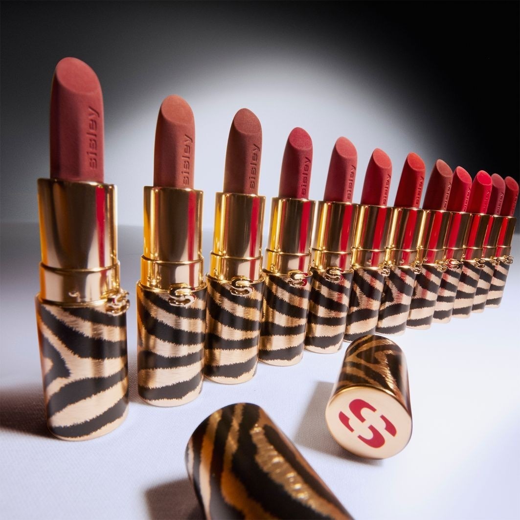 Губная помада viky raders' sommer must-haves phyto-rouge velvet Sisley, nr. 43 rouge ardent, вес 3 гр. — фото 4