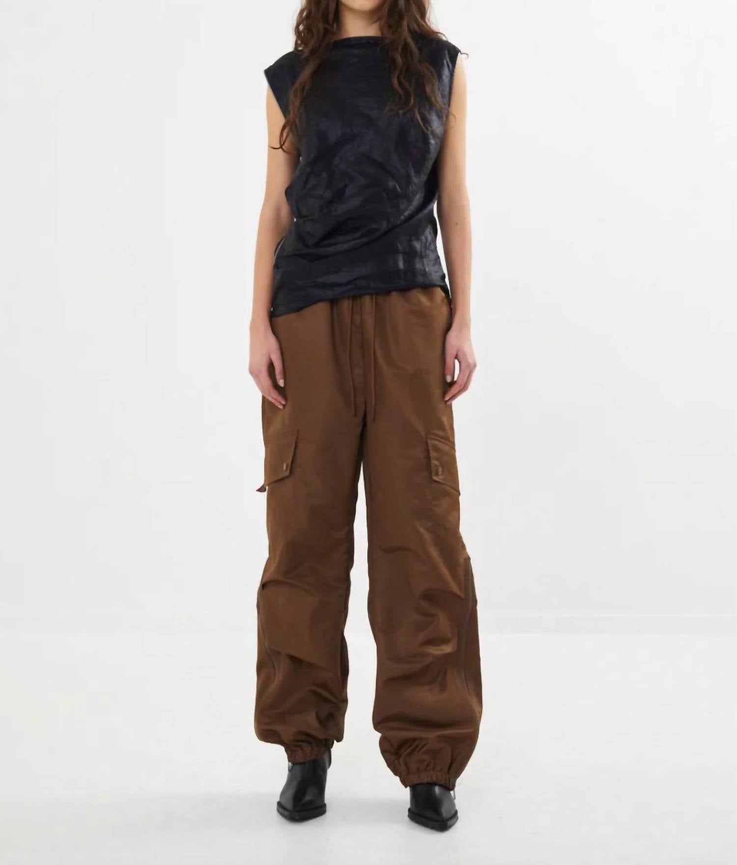 

Alliyas Топ с глянцевой молнией в черном цвете Rabens Saloner