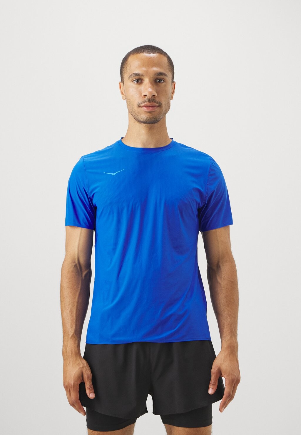 

Спортивная футболка AIROLITE RUN SHORT SLEEVE HOKA, синий