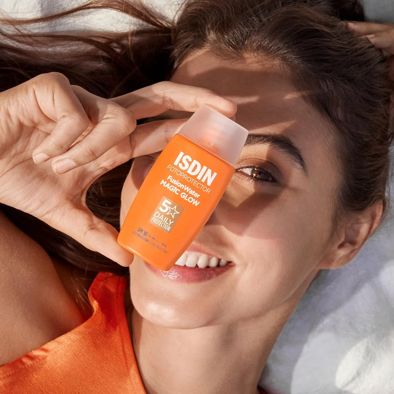 Солнцезащитный флюид для лица «FOTOPROTECTOR FusionWater Magic Glow» SPF 30 от ISDIN Isdin — фото 2