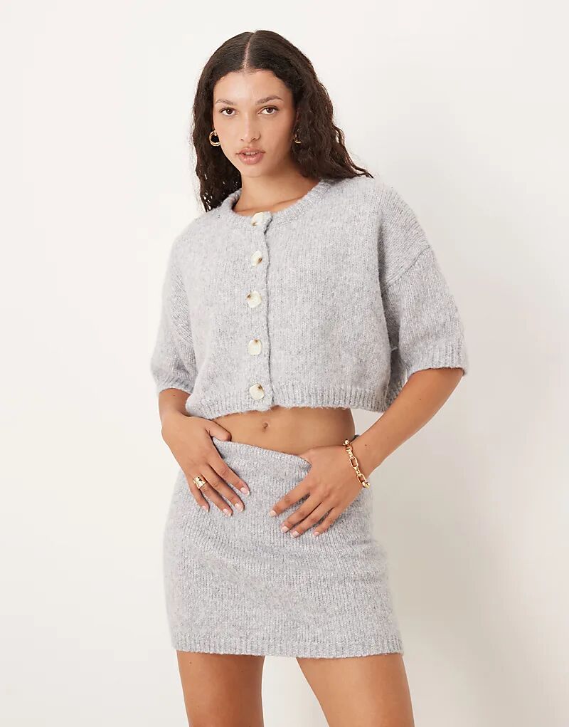 

Мягкая трикотажная мини-юбка SNDYS светло-серого цвета
