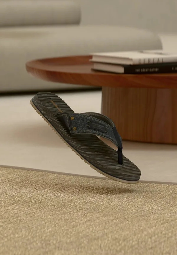 Сандалии quill с т-образным ремешком Skechers, Navy