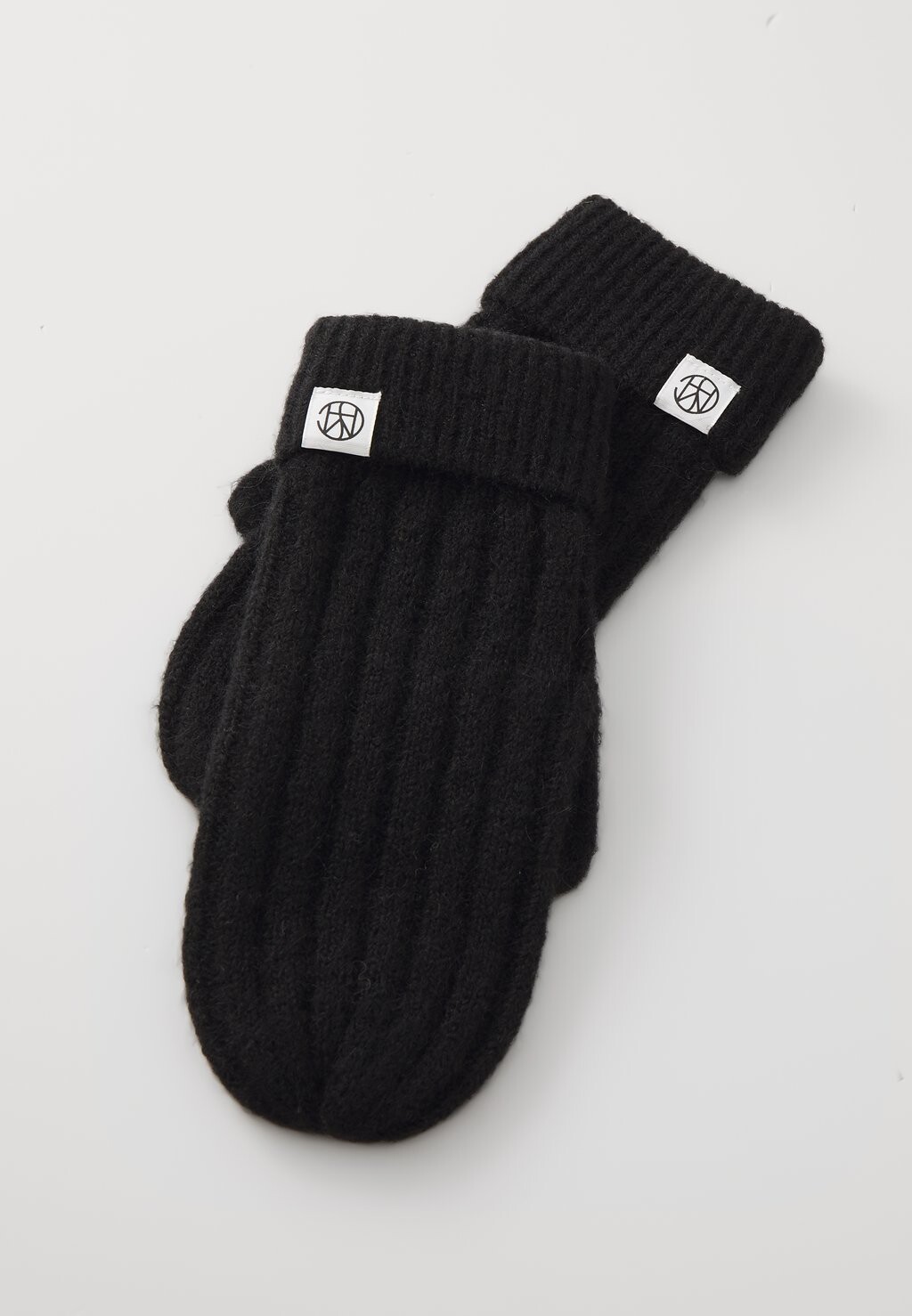 

Рукавицы HOPE ICON MITTENS KEY MSCH Copenhagen, черный