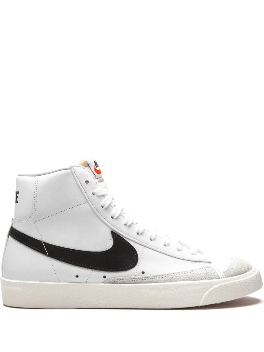 

Nike высокие кеды Blazer Mid 77 Vintage, белый дубль