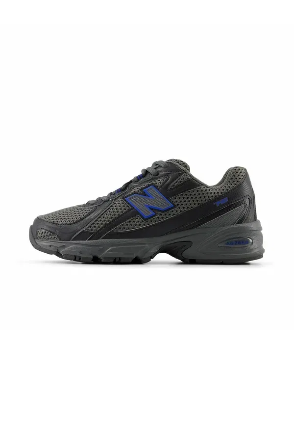Кроссовки New Balance 740, цвет призрачный замковый камень