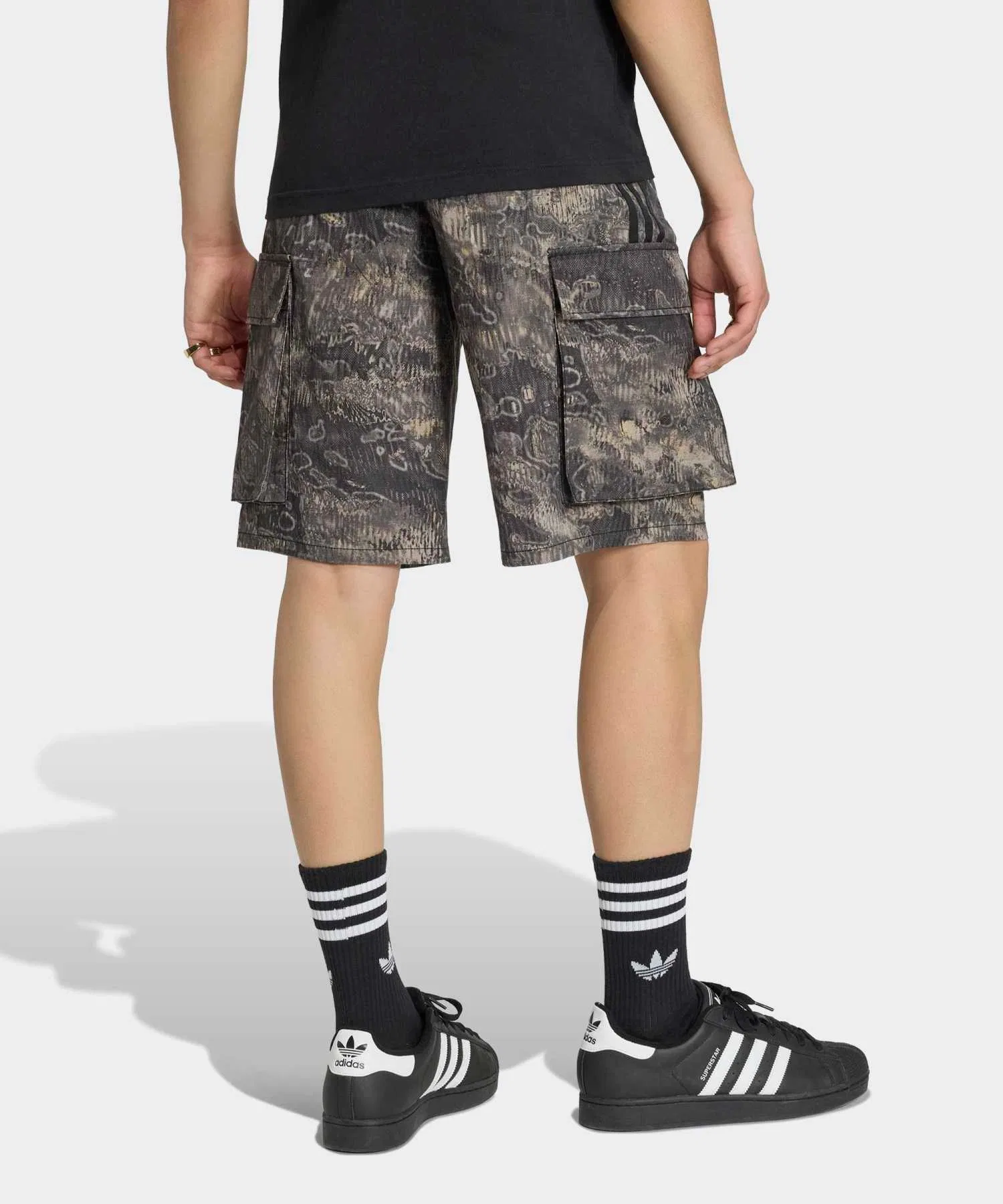 ADILENIUM Сезон 5 AOP Карго Шорты / Полубрюки / adidas Originals — фото 2