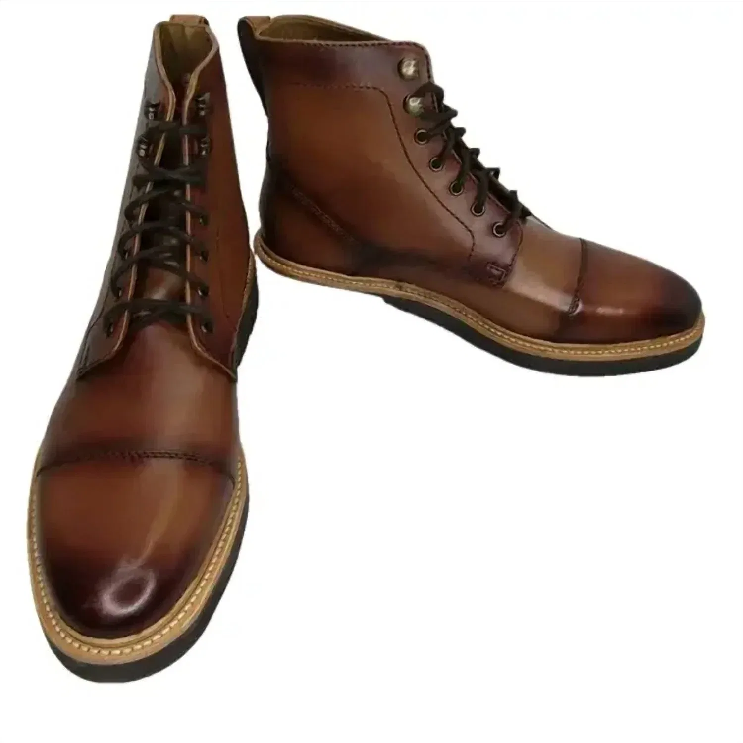 Florsheim Мужские ботинки на каблуке с перфорацией Whitmore Cap Toe Ankle Dress Boots от Men's Shoe Co, коричневого цвета