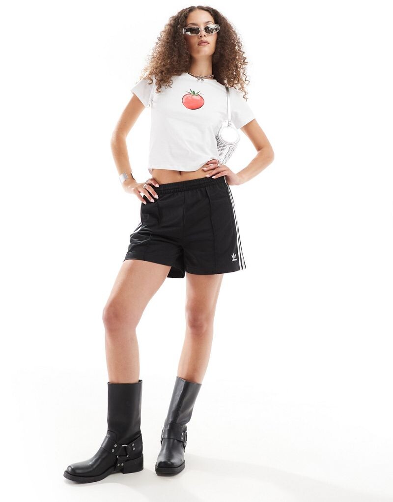 

Adidas Originals — Firebird — черные шорты