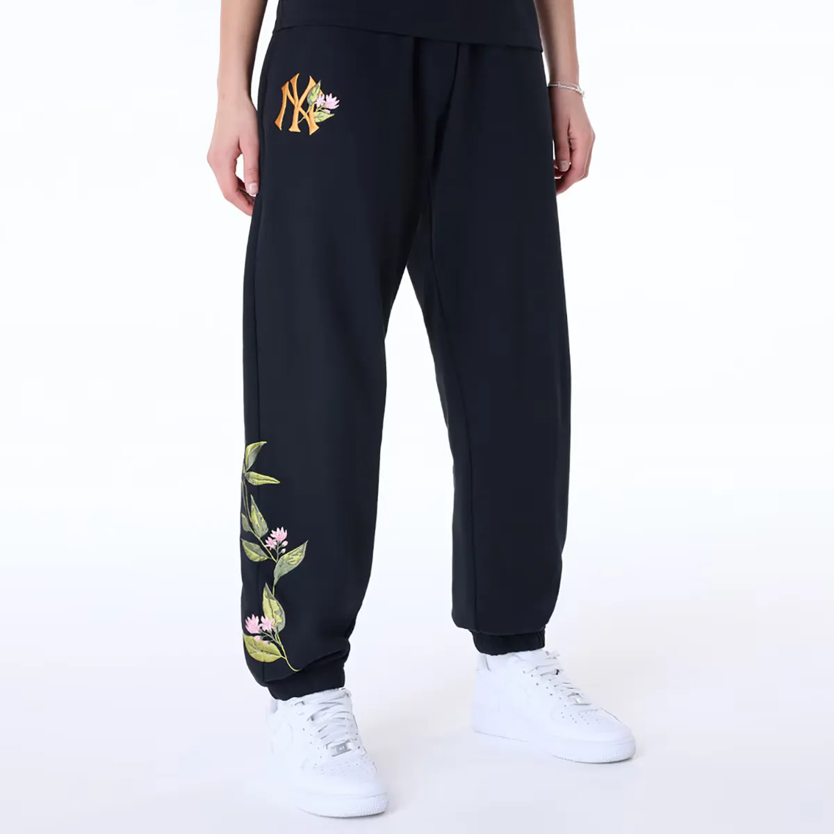 

New York Yankees MLB Floral New Era Женские брюки-джоггеры, чёрный
