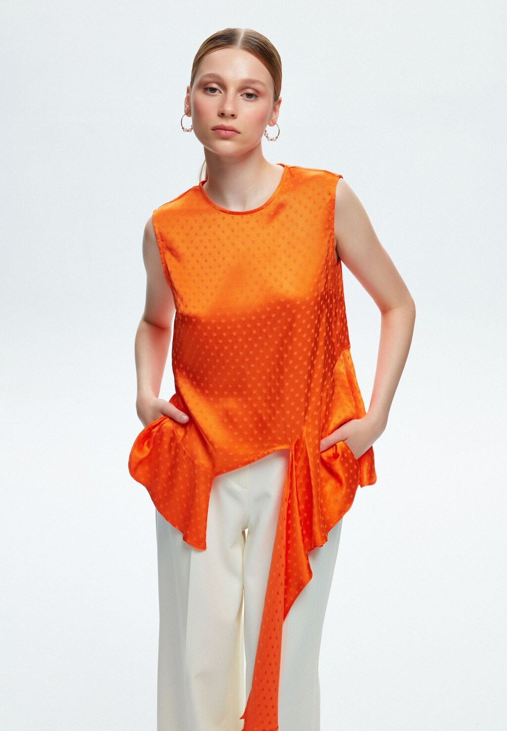 

Топ SLEEVELESS ASIMETRICAL PUANTED adL, апельсин