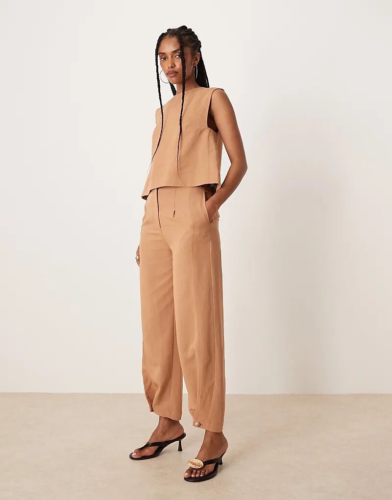 

Льняные брюки ASOS DESIGN с многосторонними хлястиками по низу, бежевого цвета