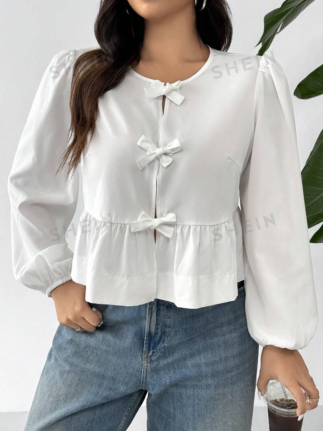 

EZwear Женские блузки больших размеров, круглый вырез, расклешенные рукава, бант и рюши, весна и лето Shein, белый