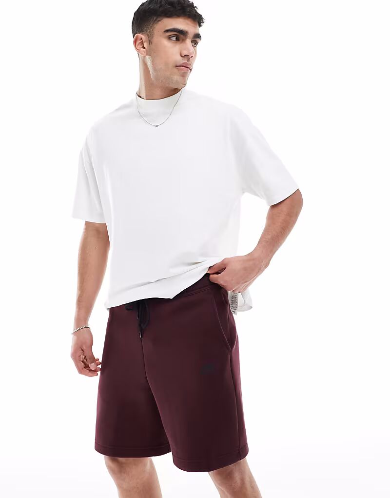 

Флисовые шорты Nike Club tech бордового цвета