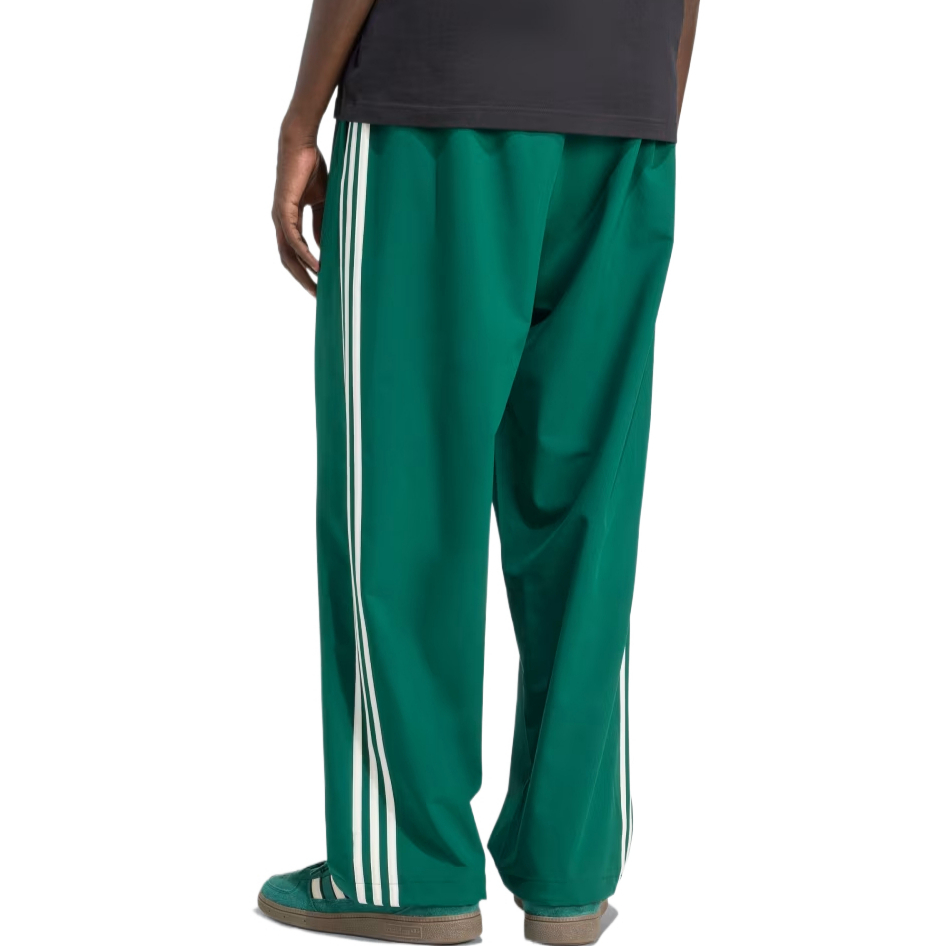 Adidas 3 Stripe Track Pants Adidas Originals, зеленый — фото 2