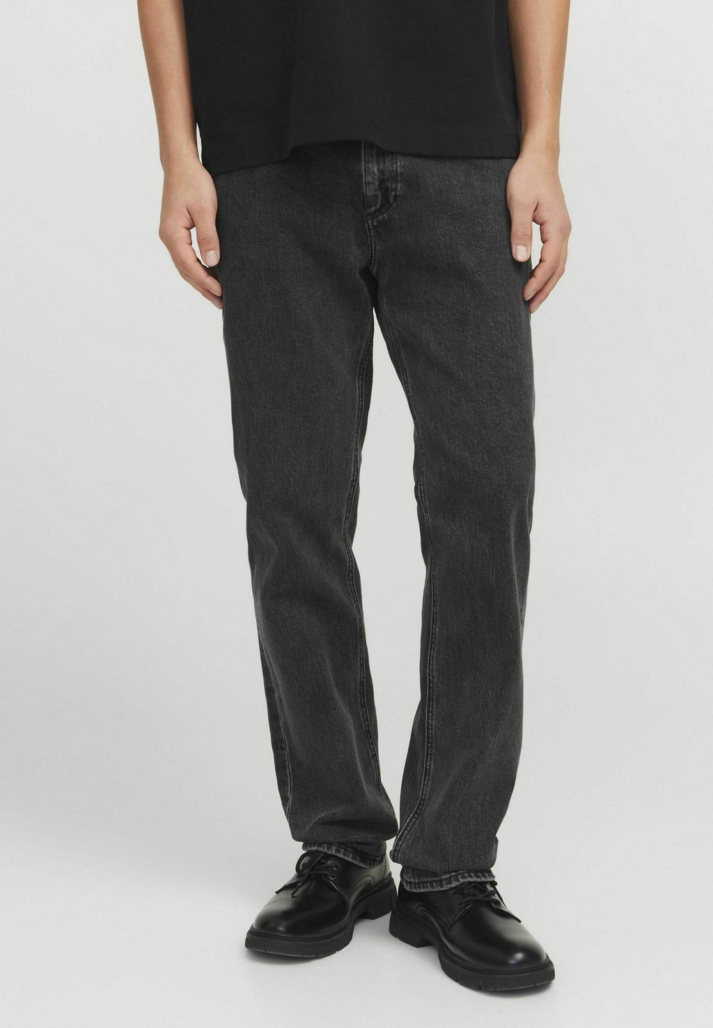 

Джинсы прямого покроя Jack & Jones, деним