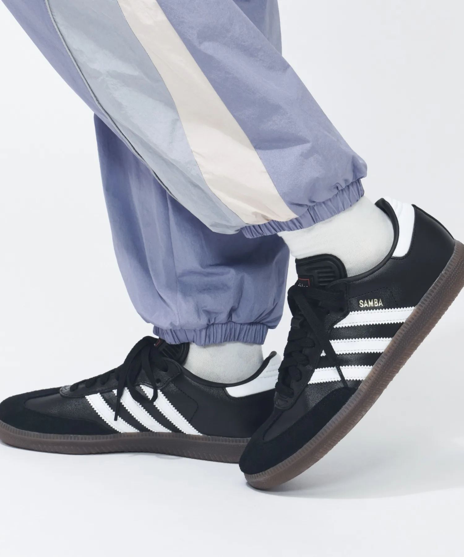 Мужские кроссовки из натуральной кожи Samba adidas черно-белые