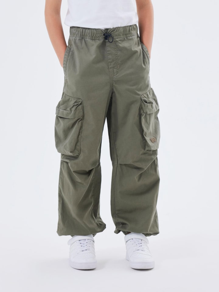 

Брюки-карго Jogger Pants Twill Parachute Chino Pants NKMBEN в цвете Olive name it