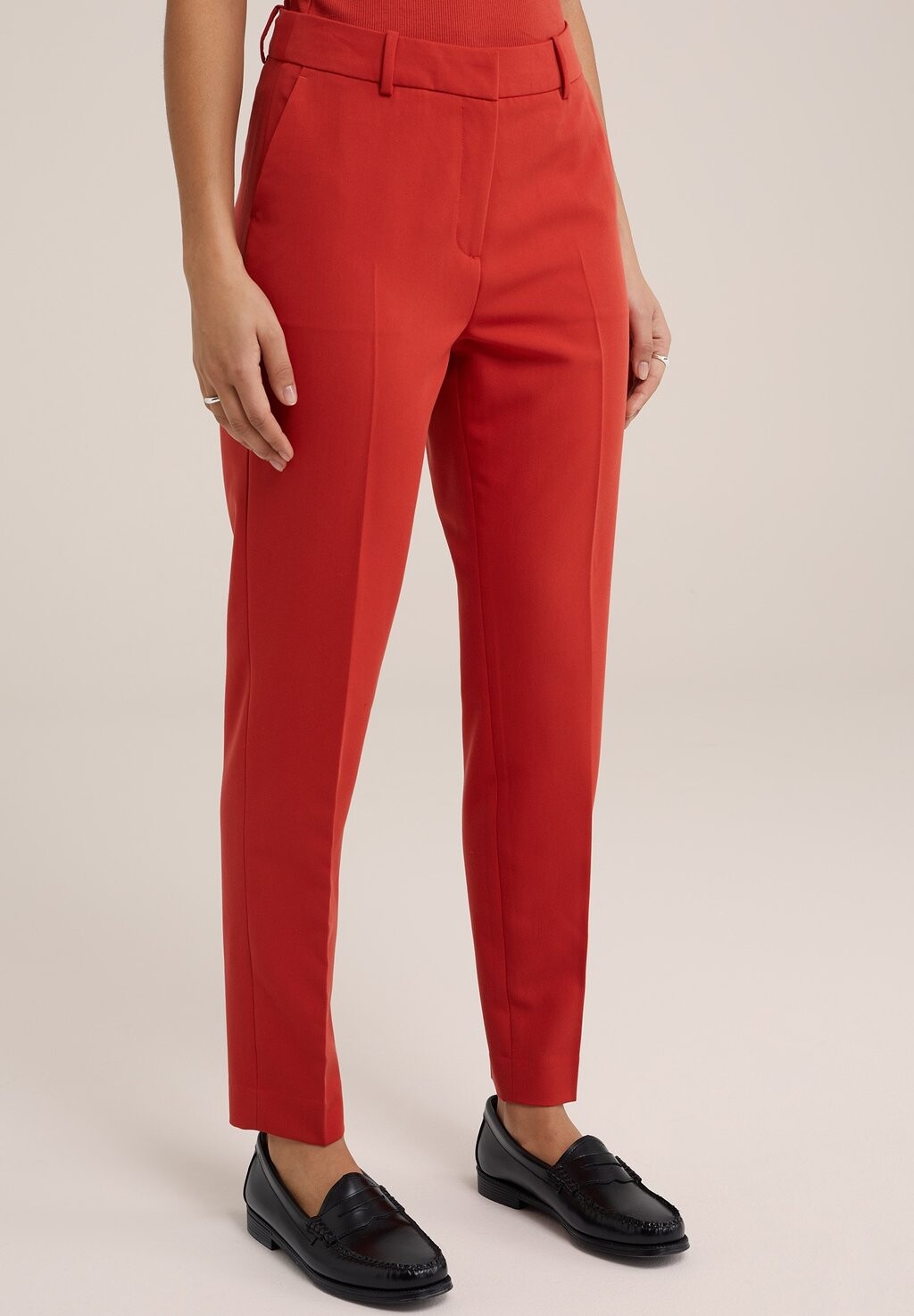 

Брюки Slim Fit WE Fashion, красный