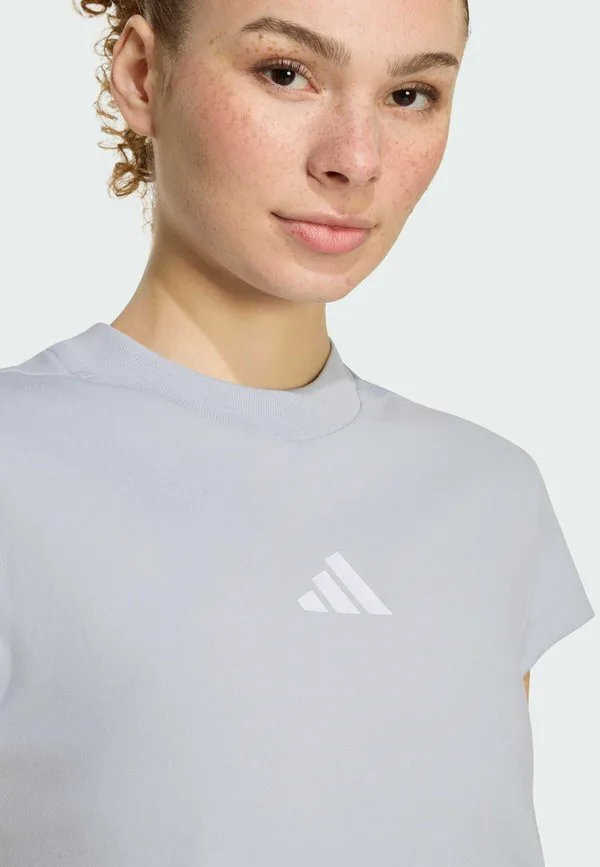 Спортивная футболка Adidas Sportswear, Halo Silver — фото 3