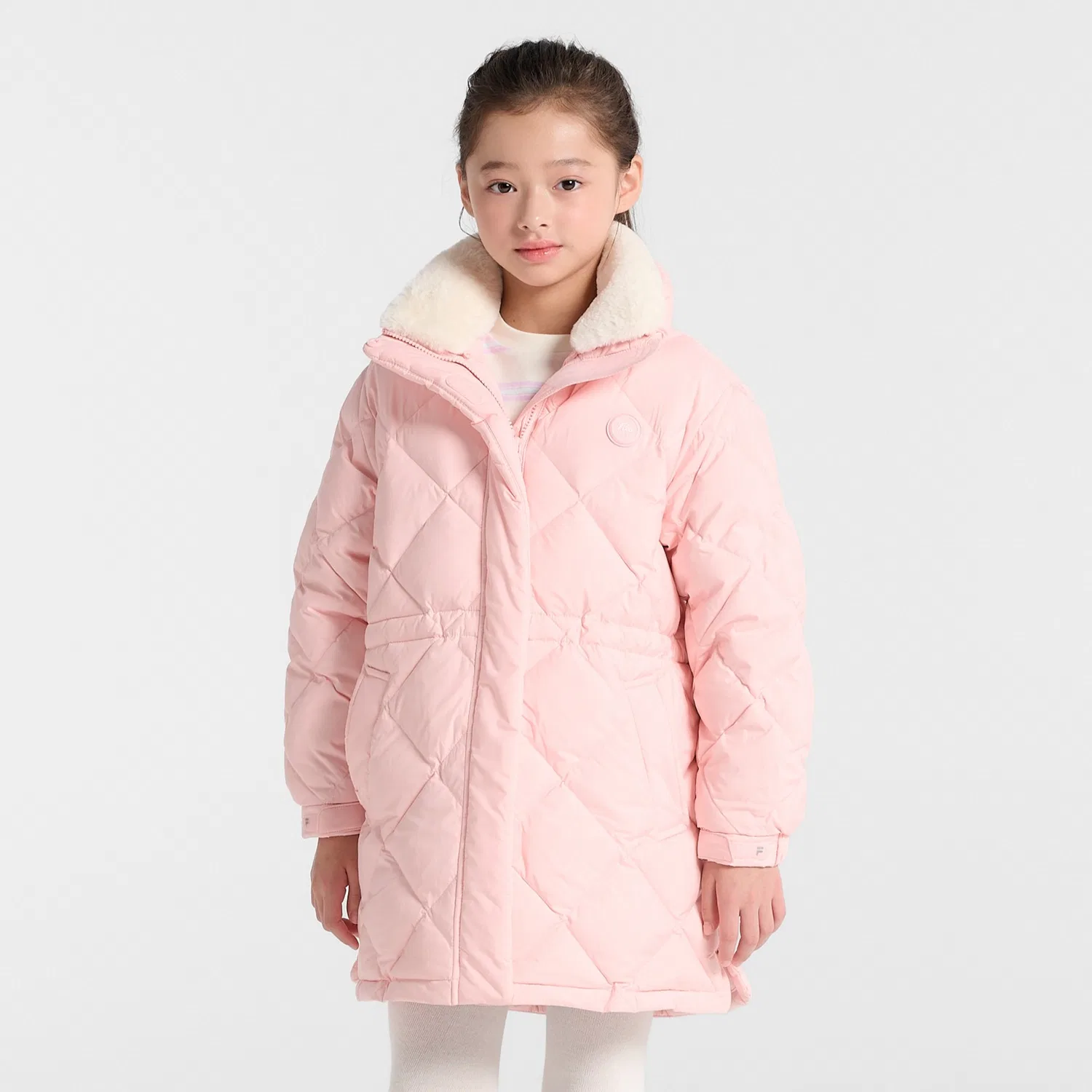 Детский лёгкий стёганый длинный пуховик розового цвета от Fila Kids