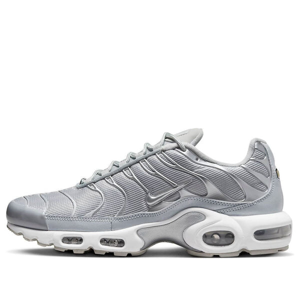 

Кроссовки air max plus 'metallic silver' Nike, серебряный