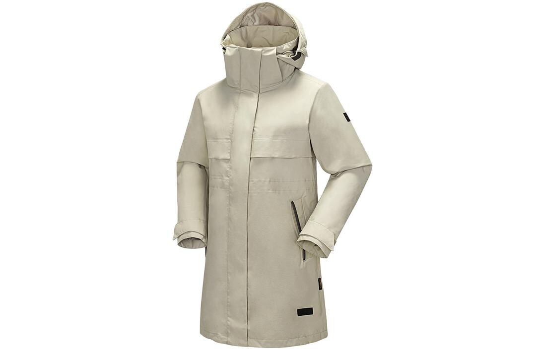 

Ветровки женские Jack Wolfskin, черный