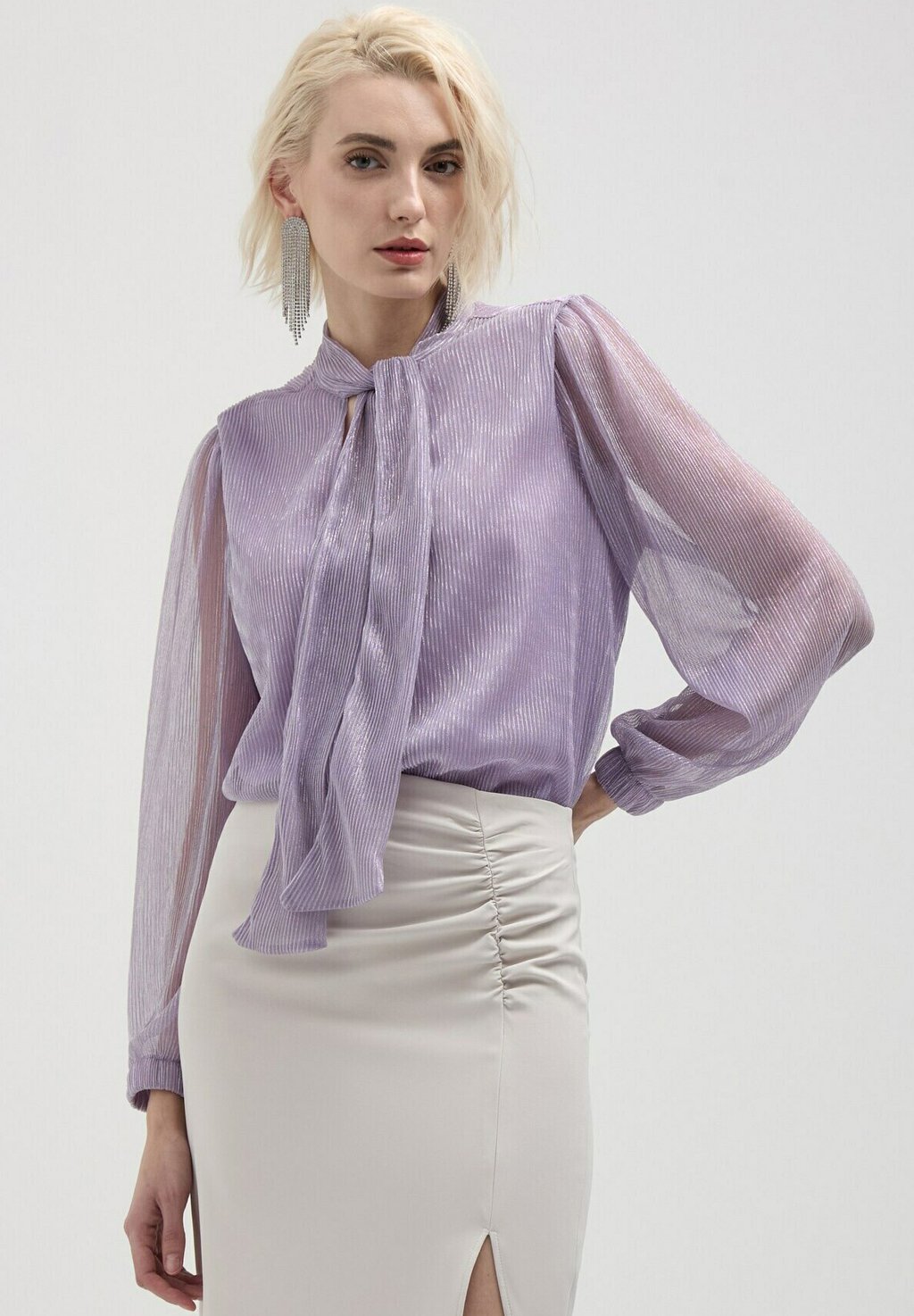 

Блуза CON CRAVATTINO Calliope, фиолетовый