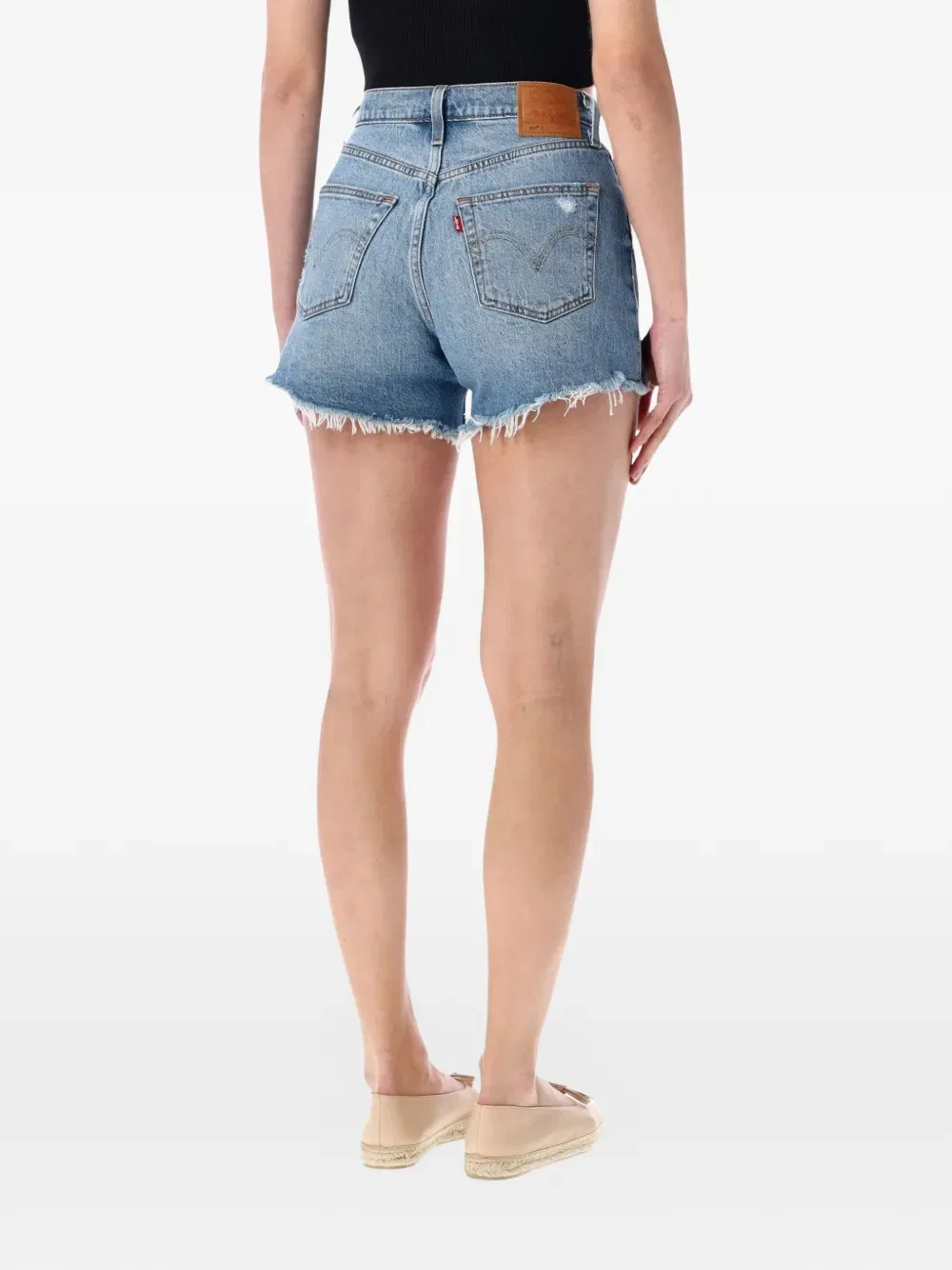 Шорты джинсовые изогнутые потертые Levi'S, синий — фото 2