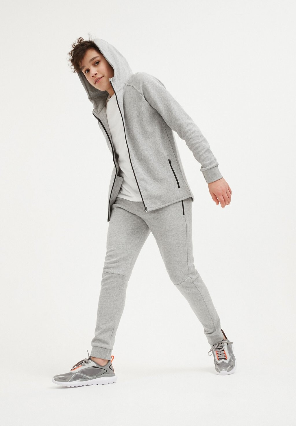 

Спортивные штаны Next, цвет gray
