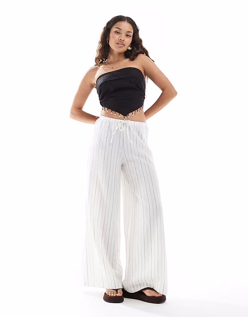 

Широкие брюки Stradivarius Petite из льна в белую полоску