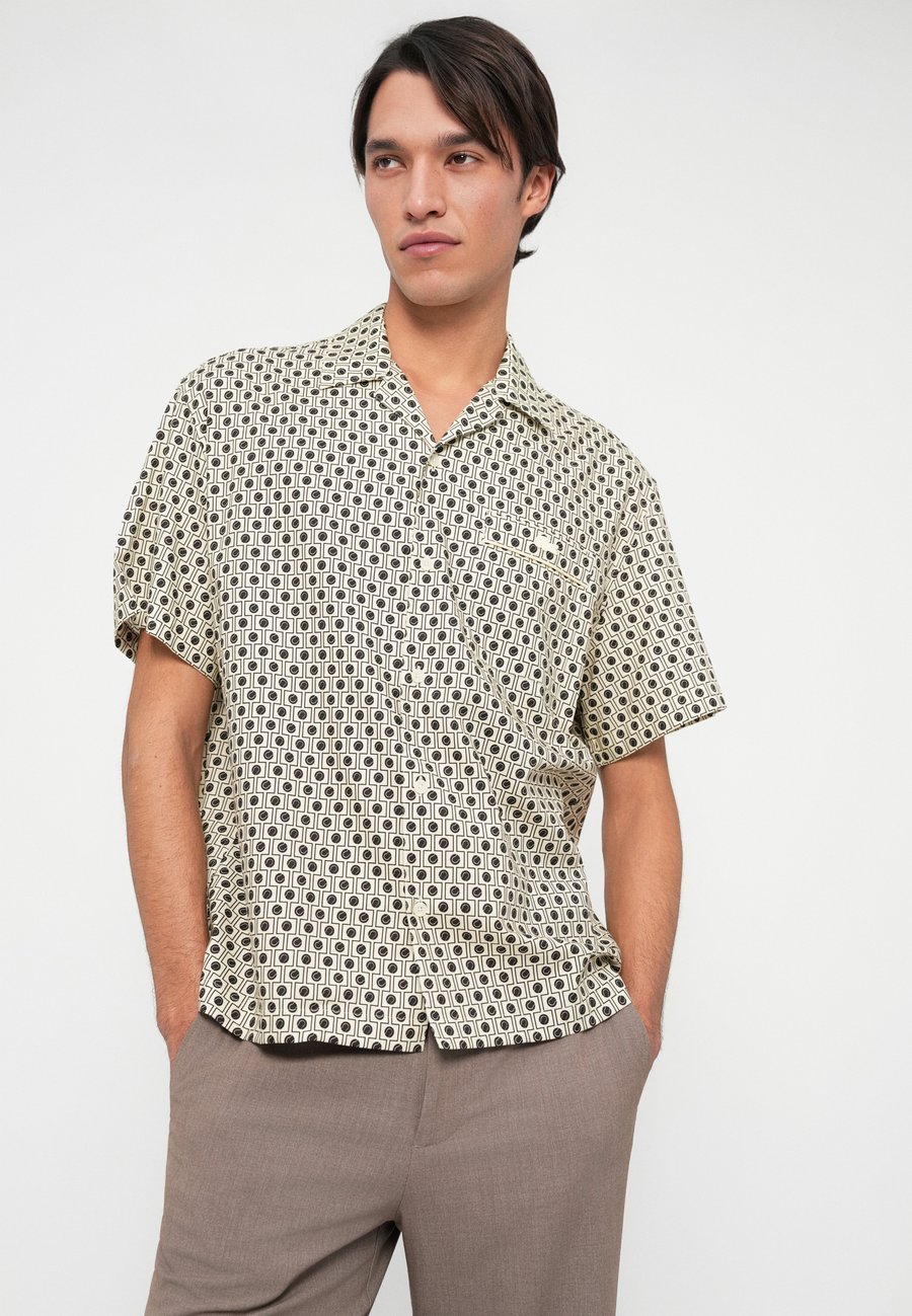 Рубашка Lacoste Shirt, Poudre/Buffle/Beige, с принтом, бежевая — фото 4