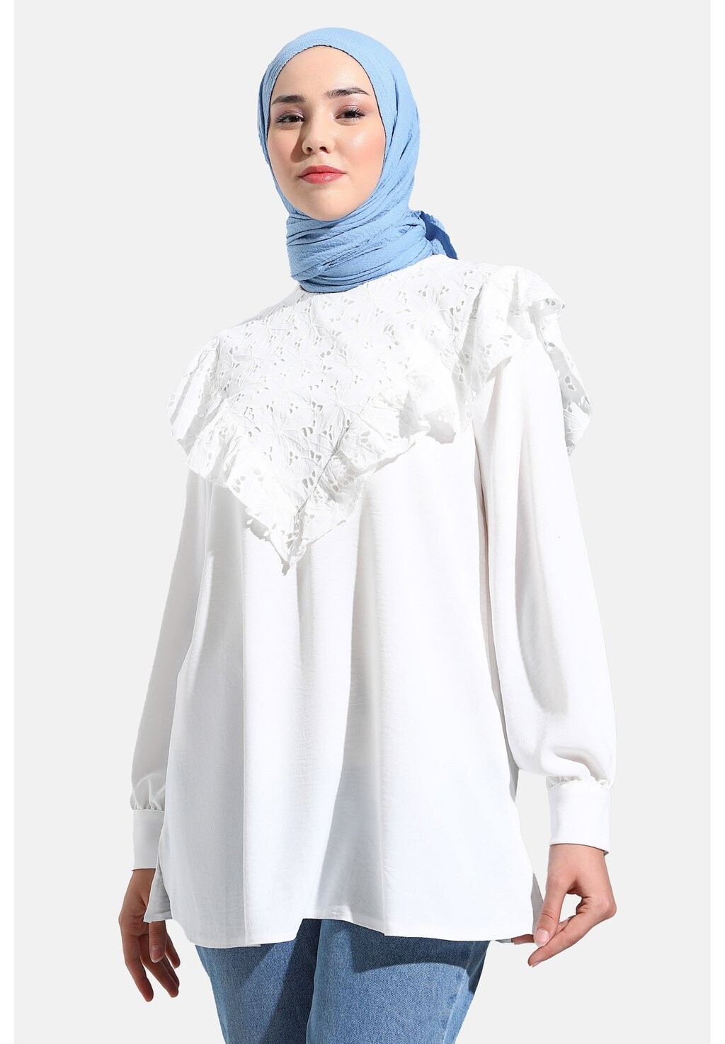 

Блуза CREW NECK REFKA Modanisa, молочный