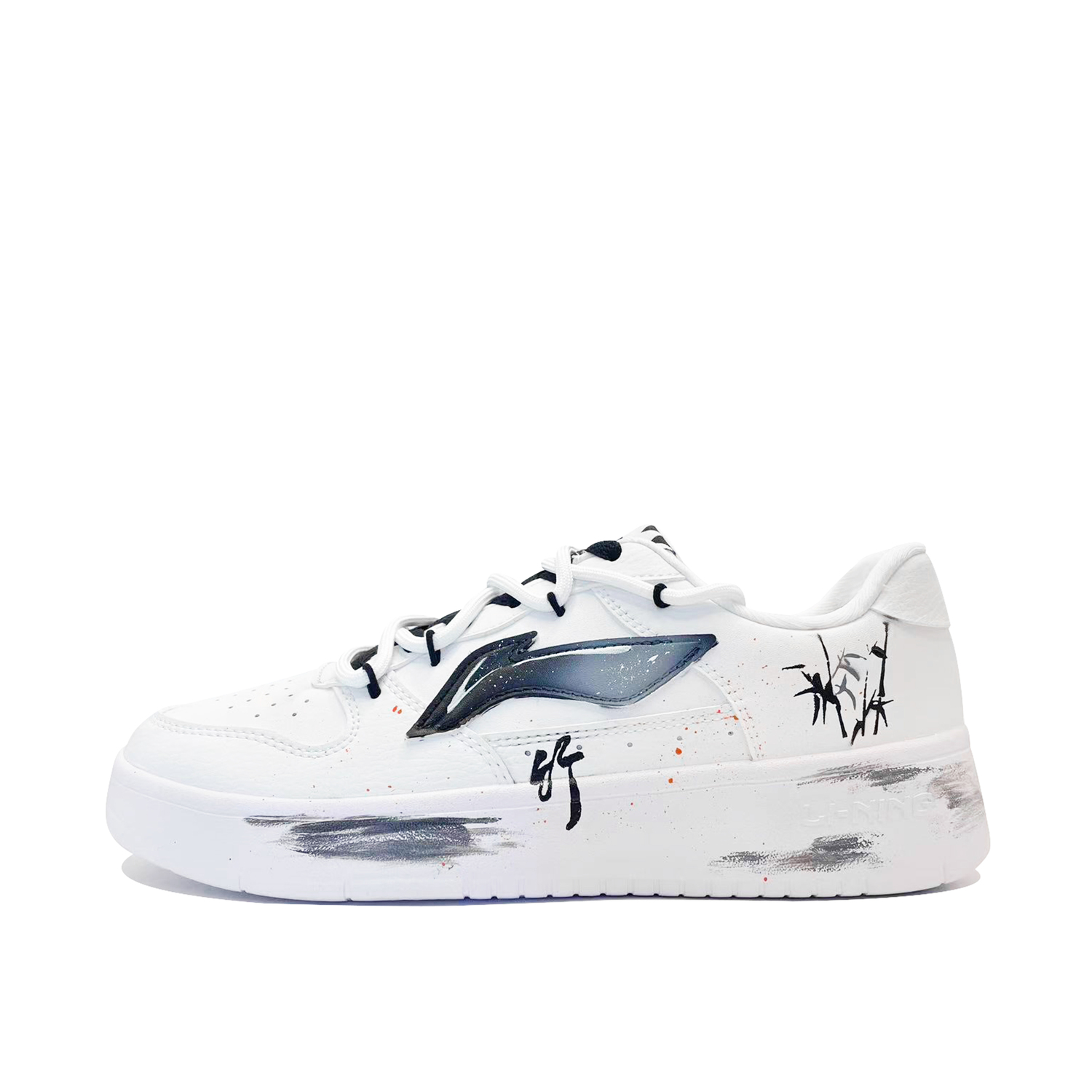 

LINING Понтонные лодки скейтбордные кроссовки мужские низкие черно-белые