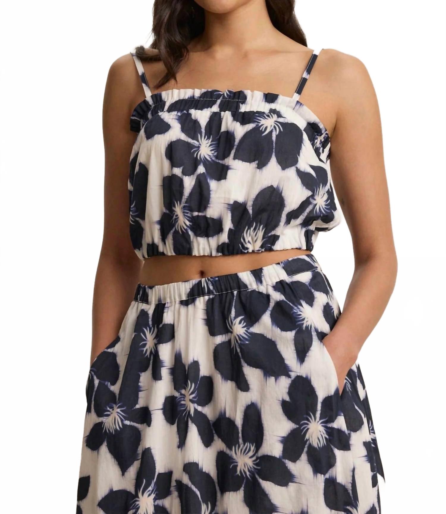 

Топ Alice Strappy Cami в цвете Asul Velvet by Graham & Spencer, Asul