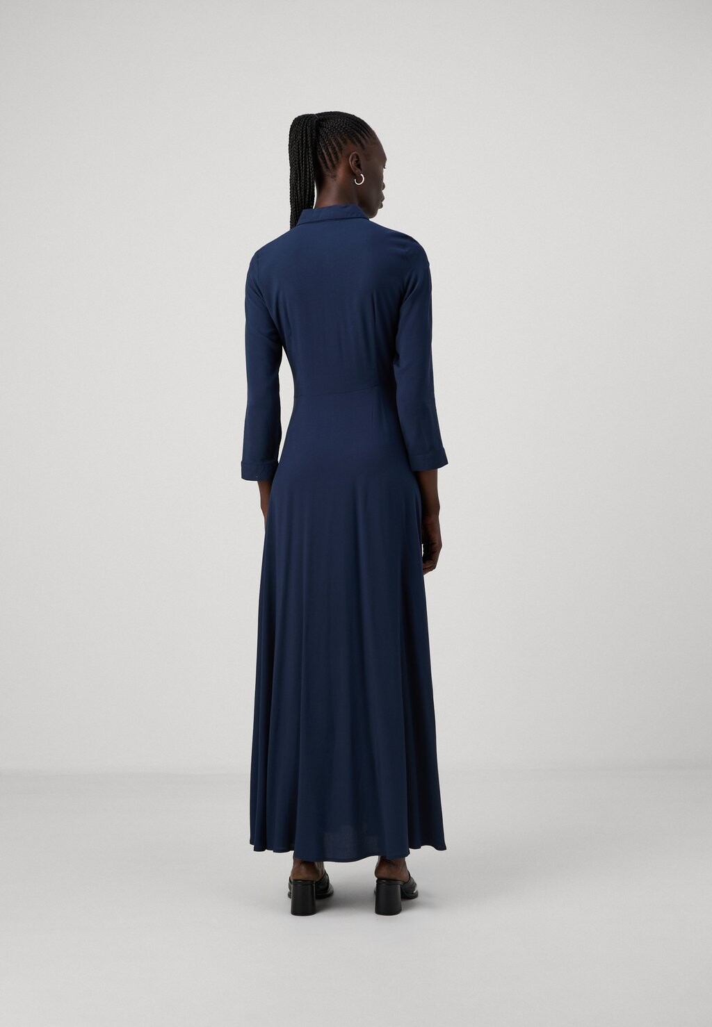 

Платье макси YASSAVANNA LONG SHIRT DRESS YAS, темно-синий
