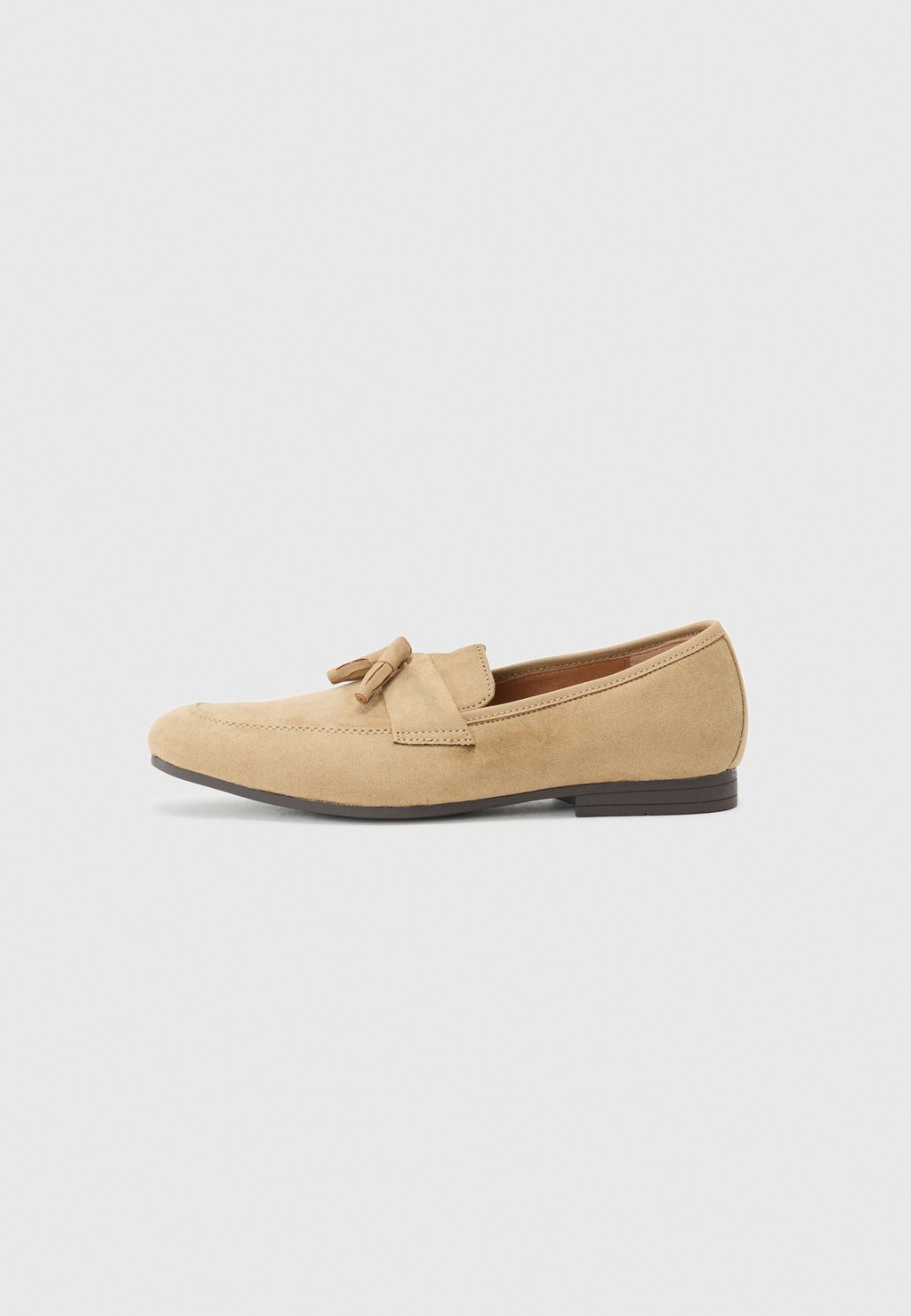 

Слипоны Moccasins Pier One, песочный