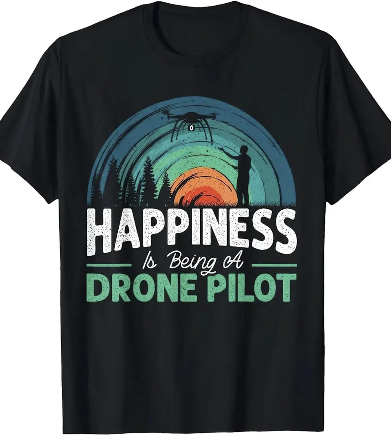 

Мужская футболка 100% CottonGraphic — дизайн Happiness is Being of Dron Pilot, легкая и дышащая, круглый вырез, короткий рукав NEKO MENA